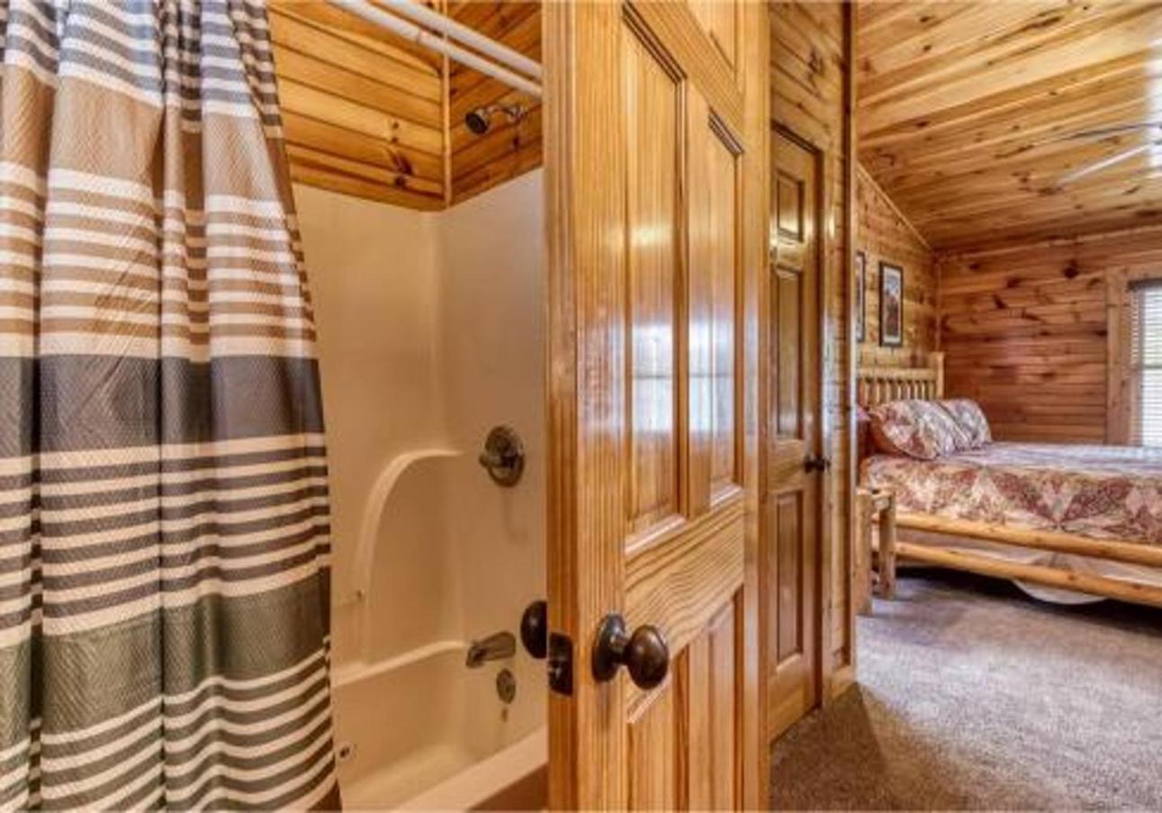 Dreams Come True With This Luxury Cabin! 개틀린버그 외부 사진