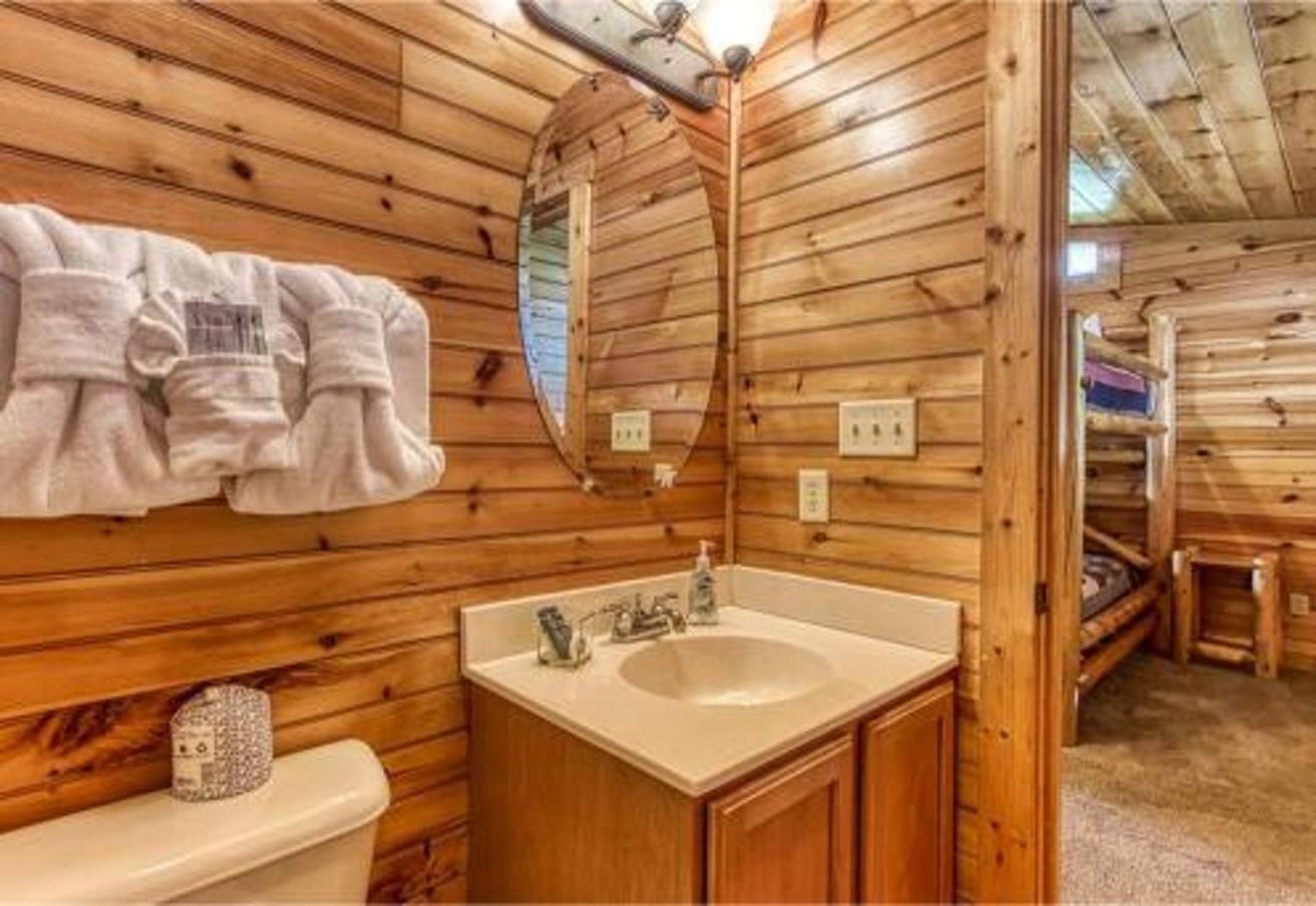 Dreams Come True With This Luxury Cabin! 개틀린버그 외부 사진